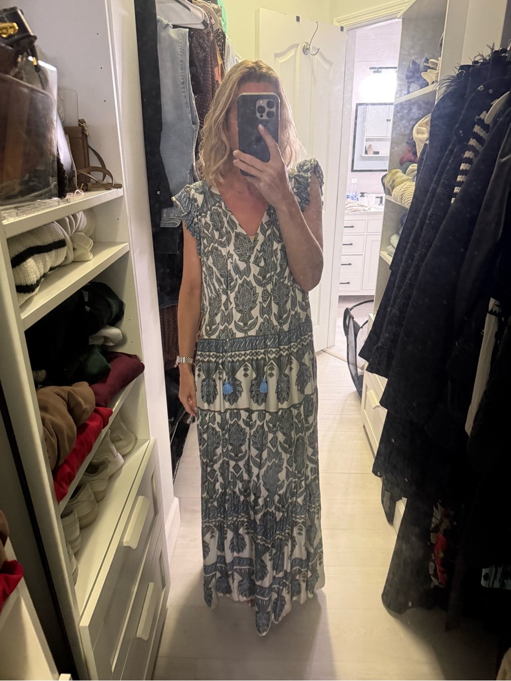 Omika Floral Maxi Dress in Cream and Blue Size M - Picture 6 of 12